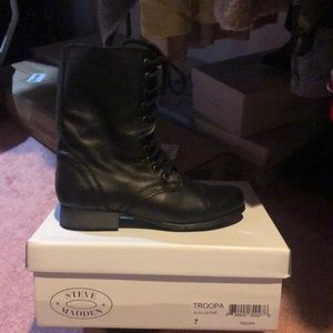 Steve Madden combat boot